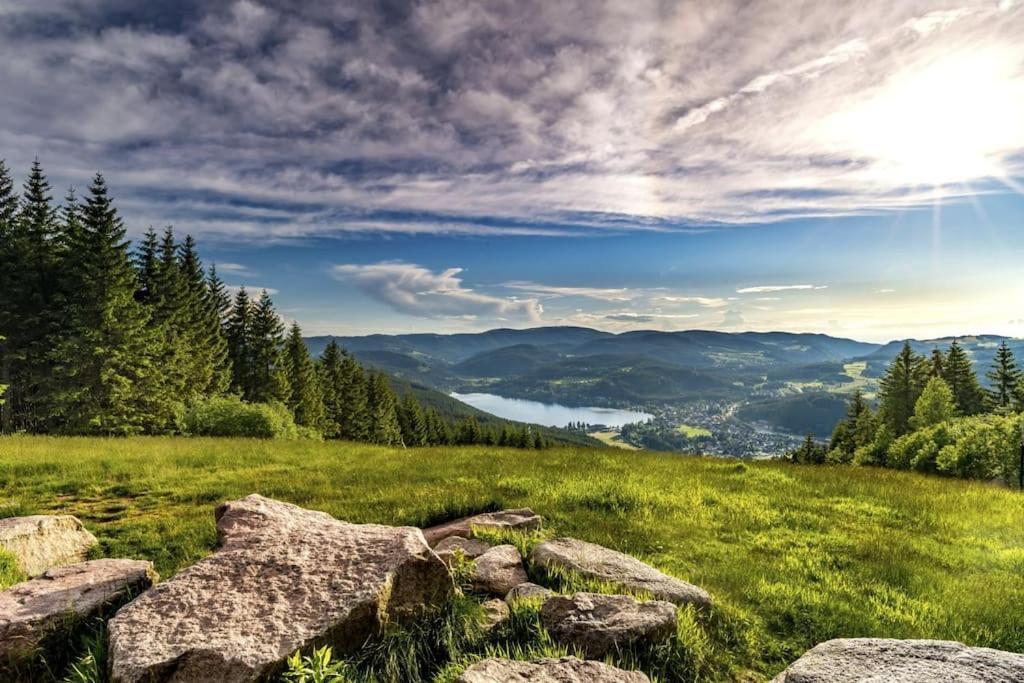 Sieben Tannen Titisee + Hochschwarzwald Card Apartment Bagian luar foto